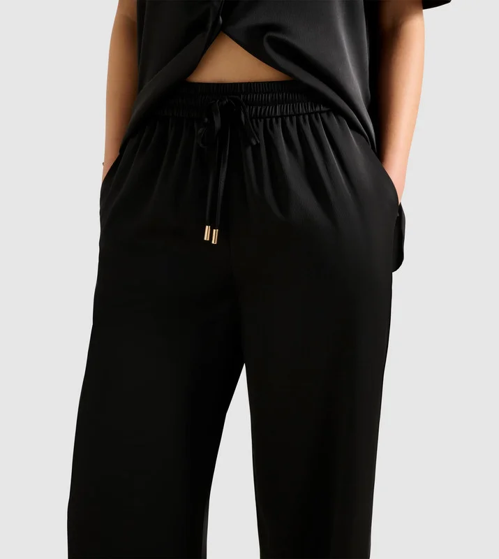 forever new  Pa5631-Black Women's Pants for Women | Best Price UAE